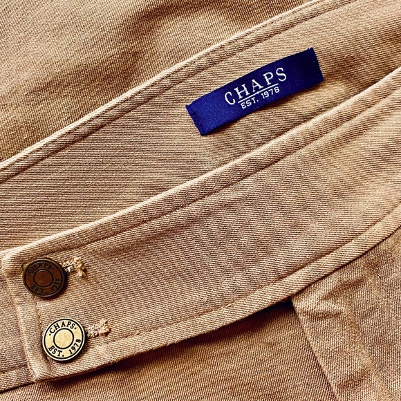 Chaps Classic Capri Khaki Pants , Relaxed Fit Capri Pants , Womens Capri Jeans - Picture 7 of 9